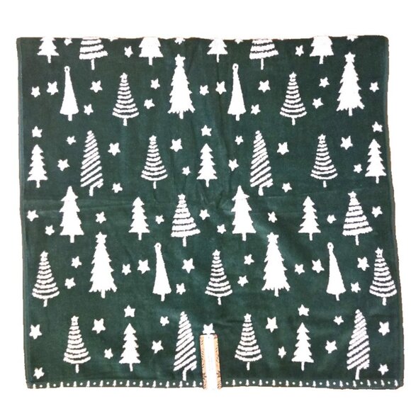 Green Christmas Tree Bath Towel Holly & Moss NEW 28" x 52" Holiday Linens - Picture 1 of 7